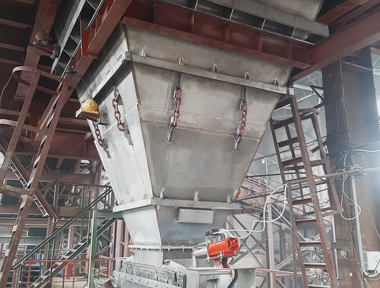 Anticorrosive protection of bunkers on 4PU is carried out 